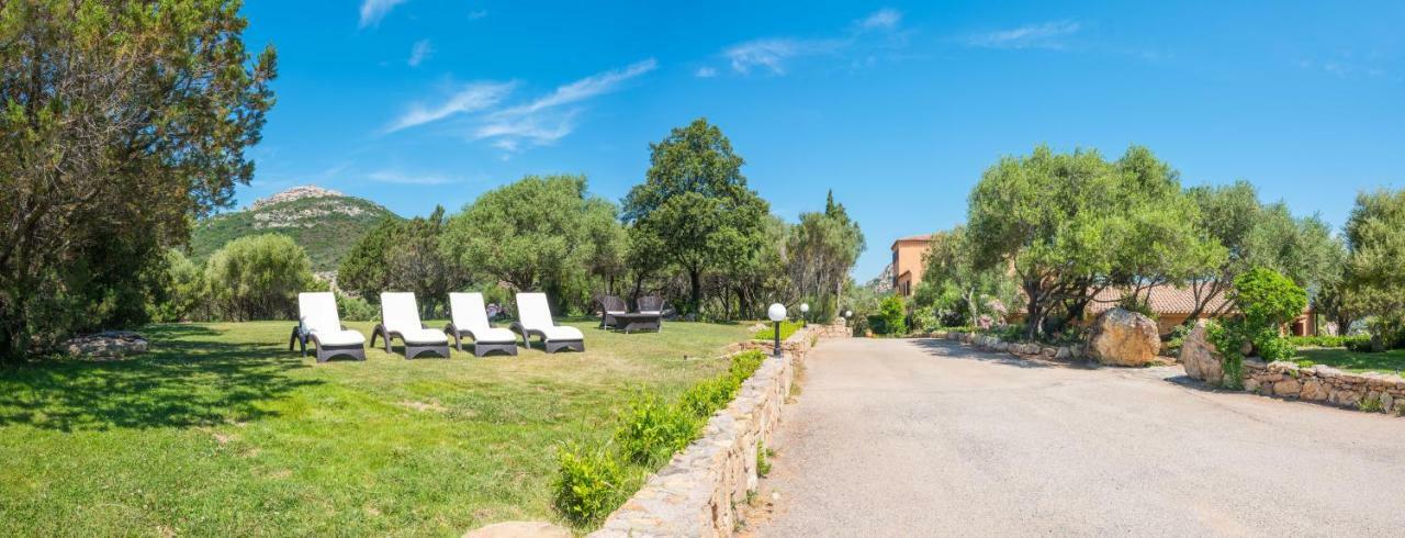 Hotel Rocce Sarde San Pantaleo Exterior foto