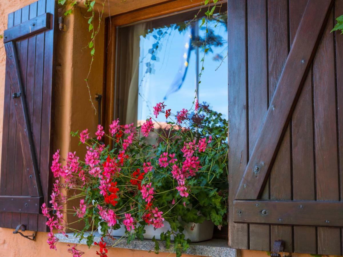 Hotel Rocce Sarde San Pantaleo Exterior foto